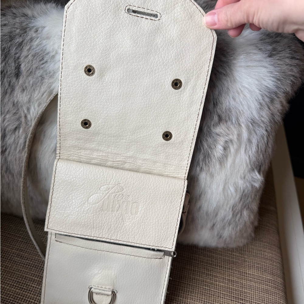 Sue Mini Crossbody w/ 2 removable patches from Pure Dixie - Picture 4 of 11
